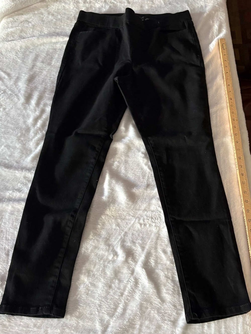 Women’s Gloria Vanderbilt Black Slim Stretch jeans